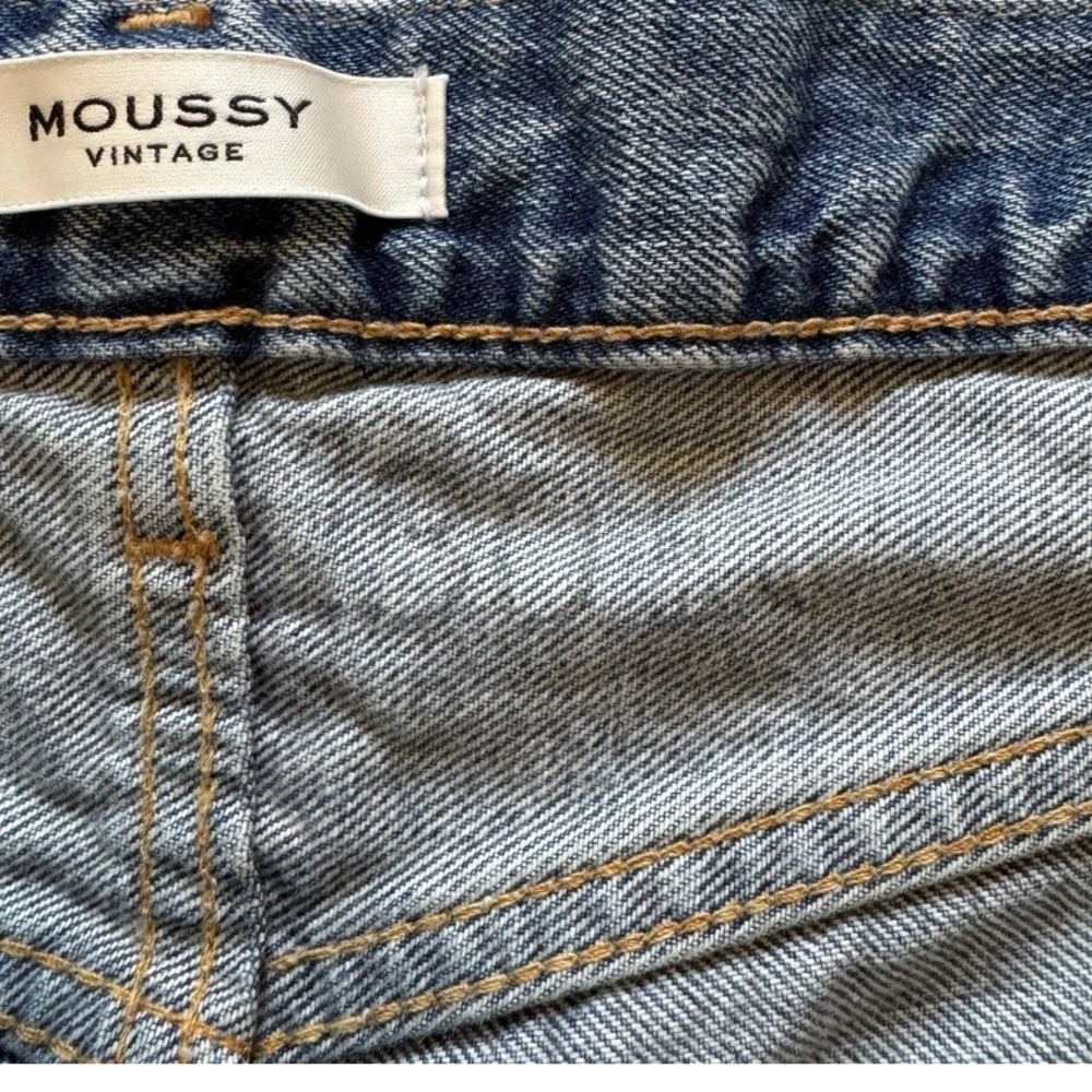 Price reduced Moussy Light Blue Straight Leg Jeans - Picture 7 of 12